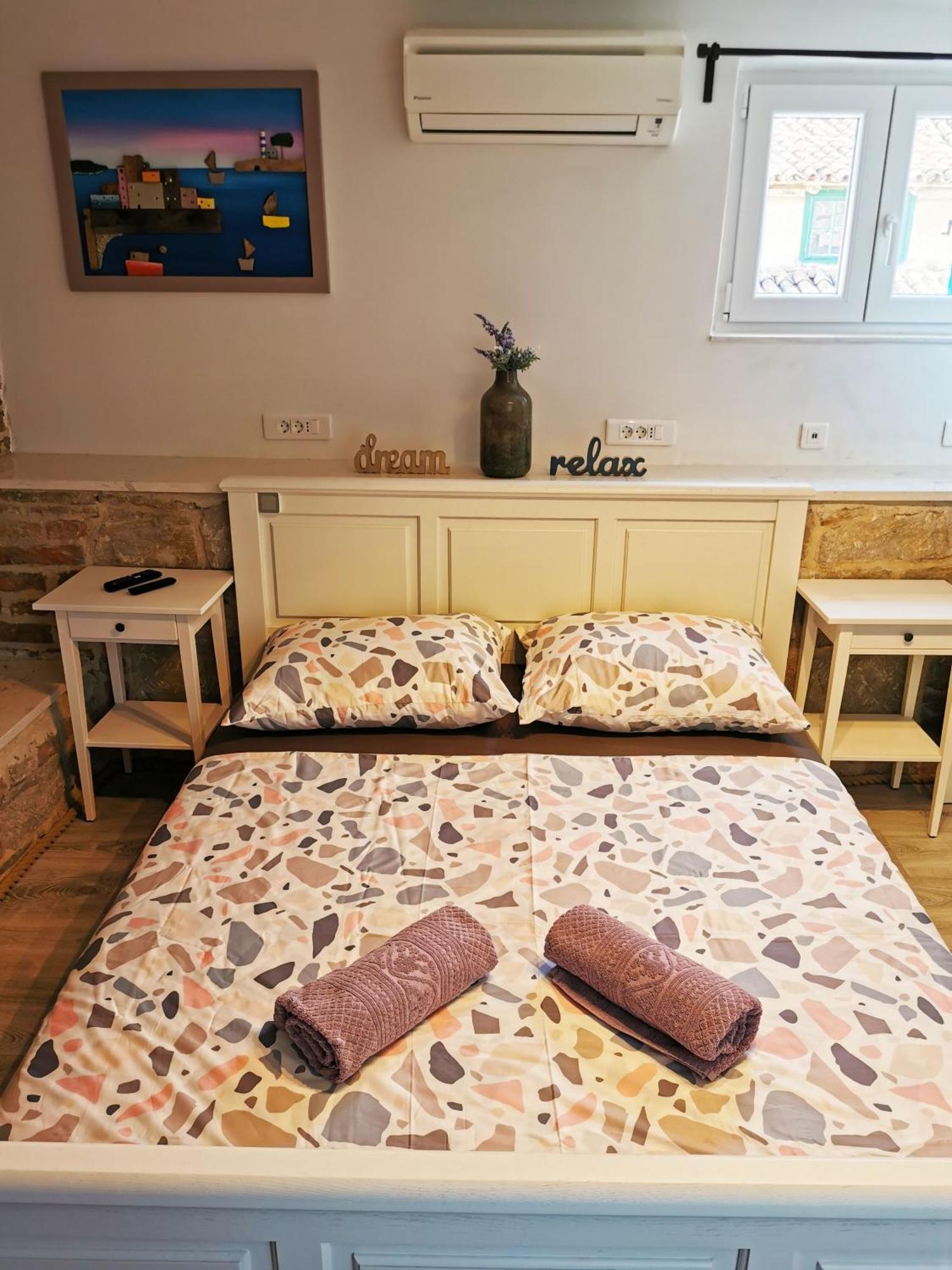 Croparadise Hostel Спліт Екстер'єр фото