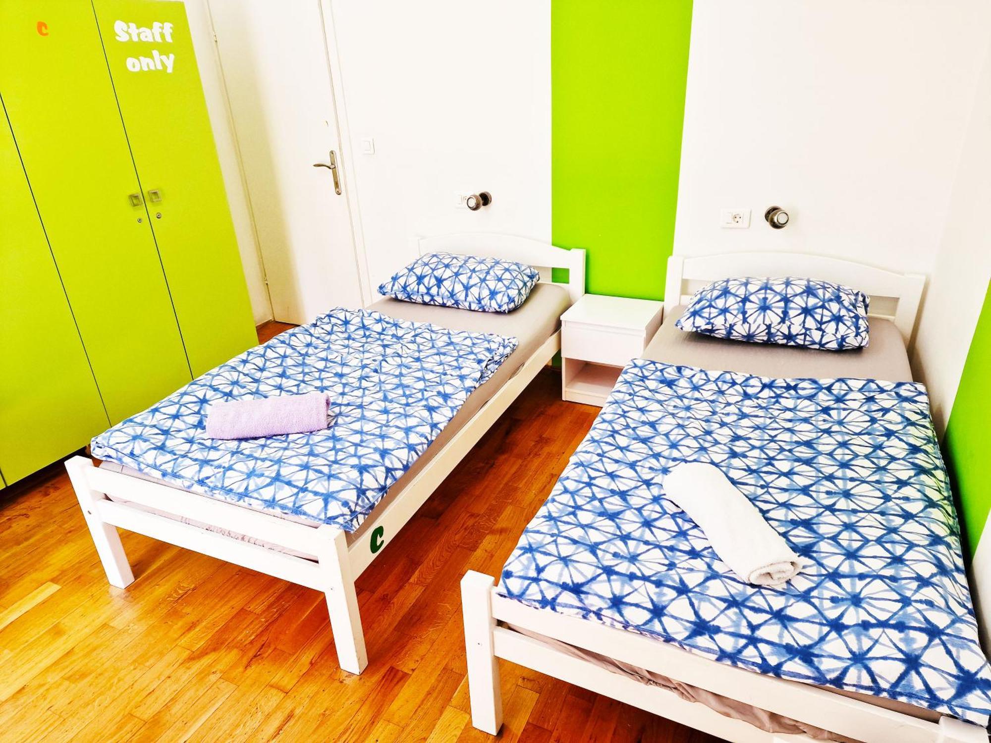 Croparadise Hostel Спліт Екстер'єр фото