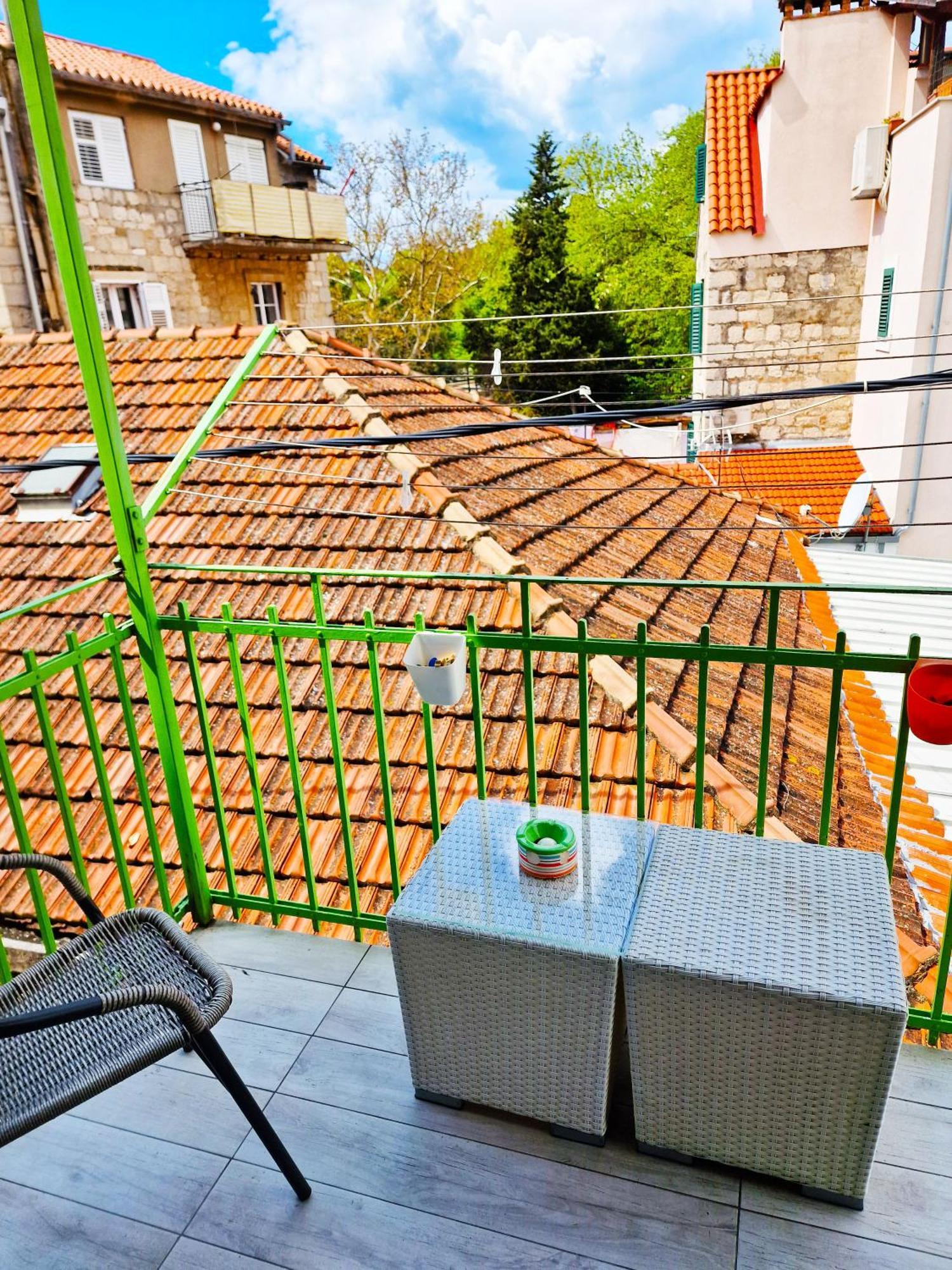 Croparadise Hostel Спліт Екстер'єр фото