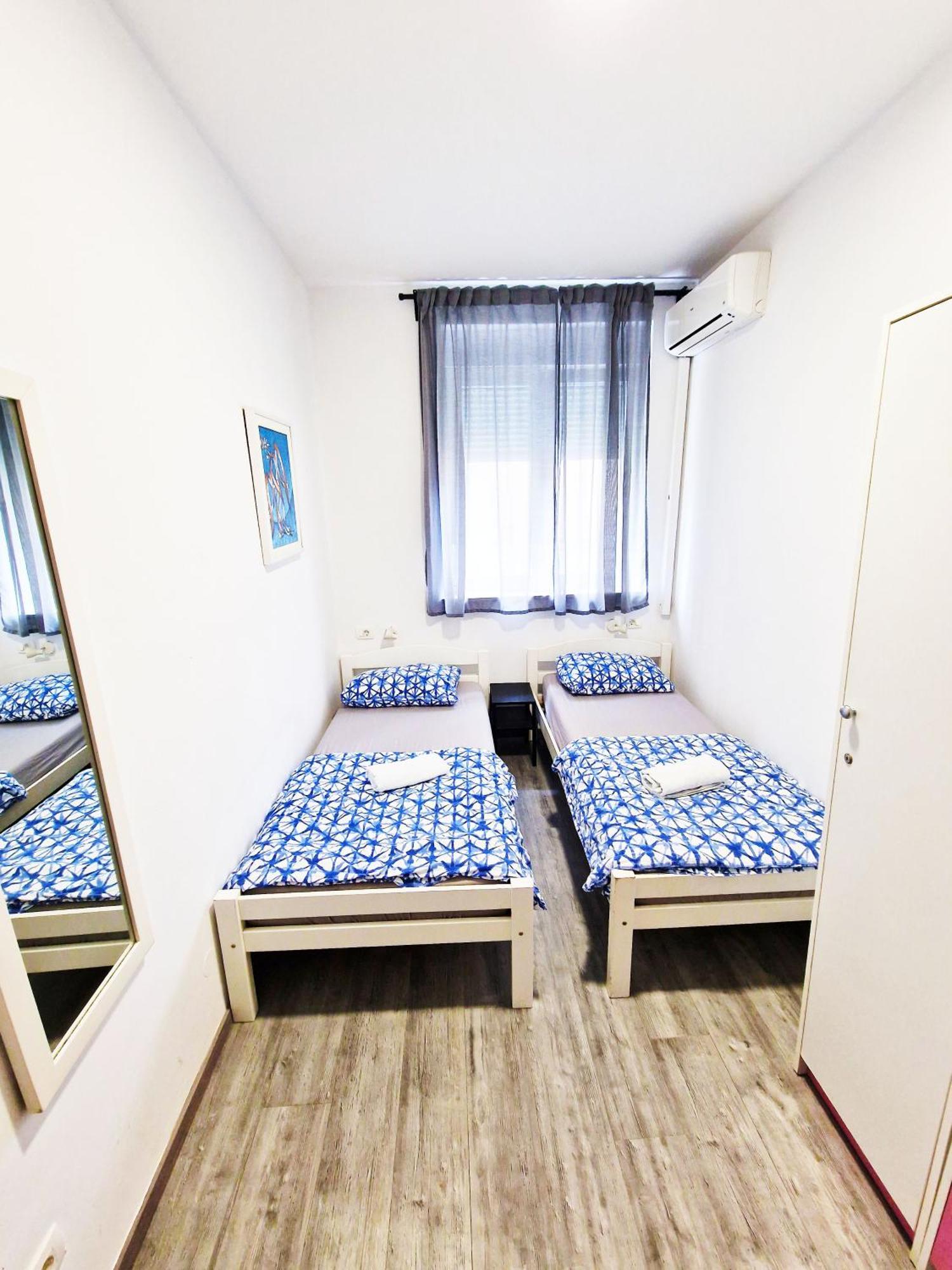Croparadise Hostel Спліт Екстер'єр фото