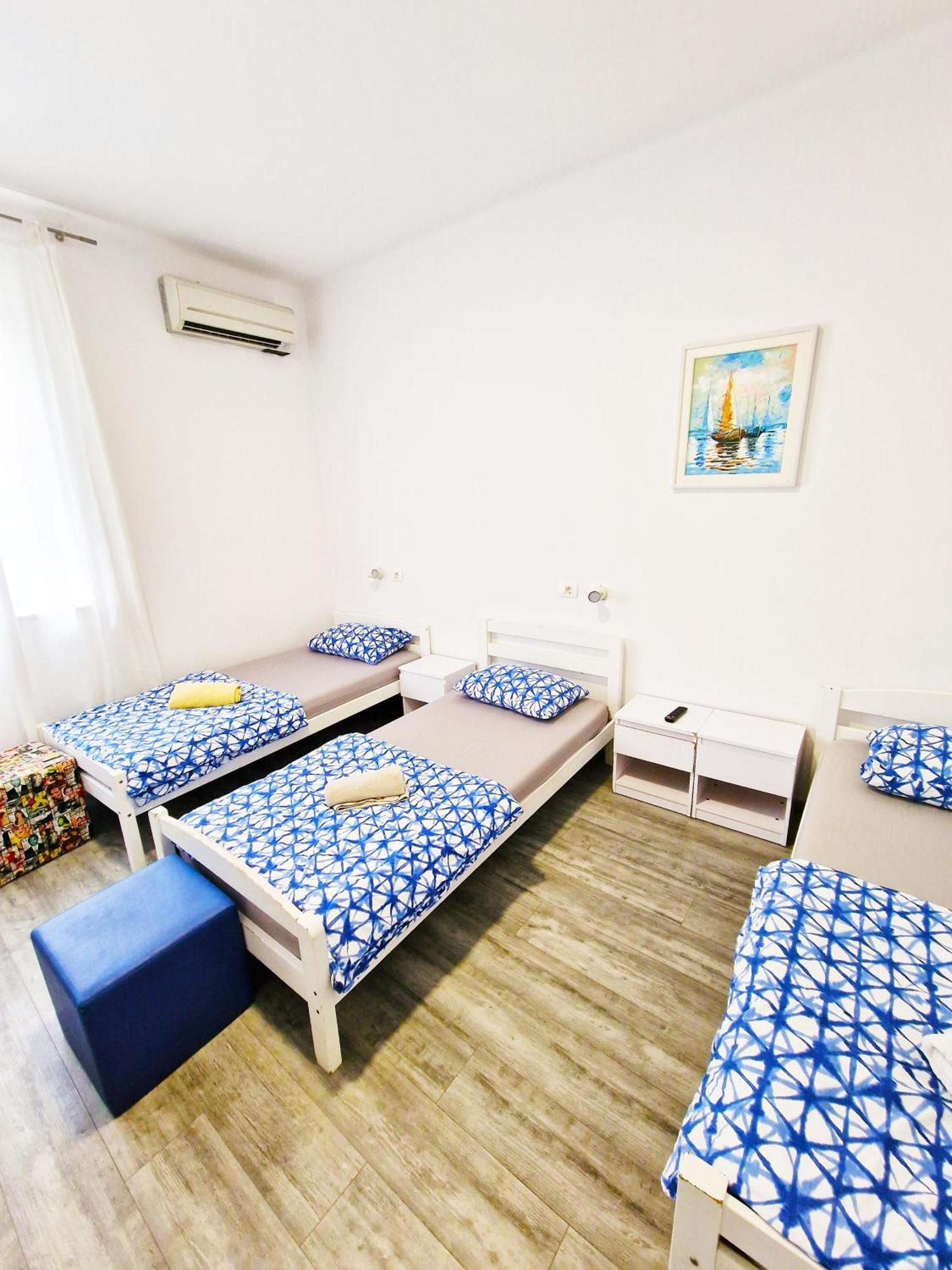 Croparadise Hostel Спліт Екстер'єр фото