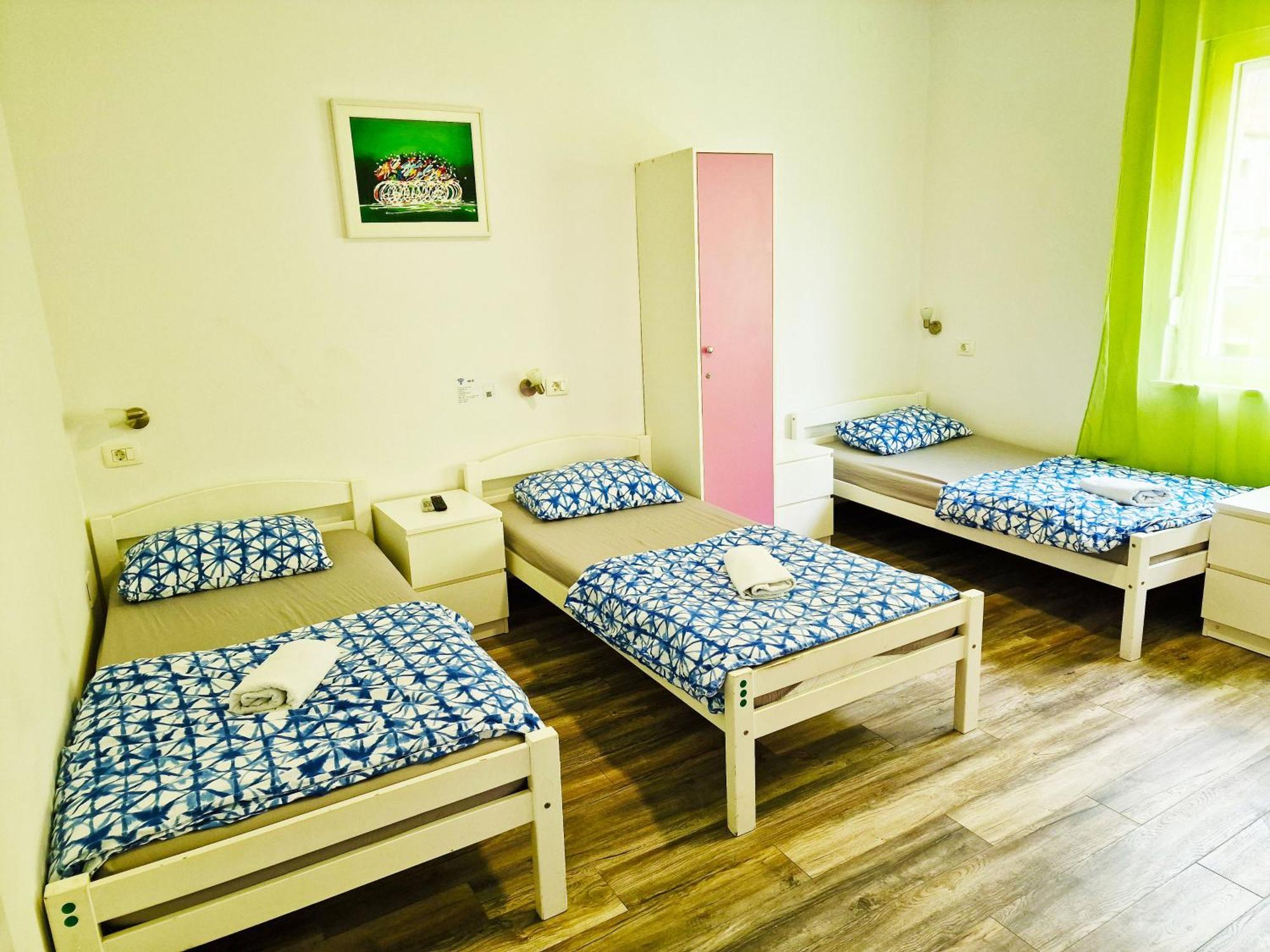 Croparadise Hostel Спліт Екстер'єр фото